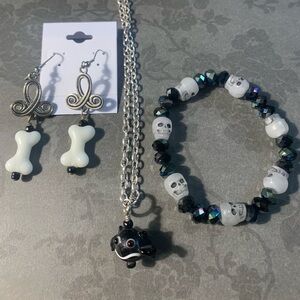 Halloween Jewelry!! Skull and Bone Jewelry Set